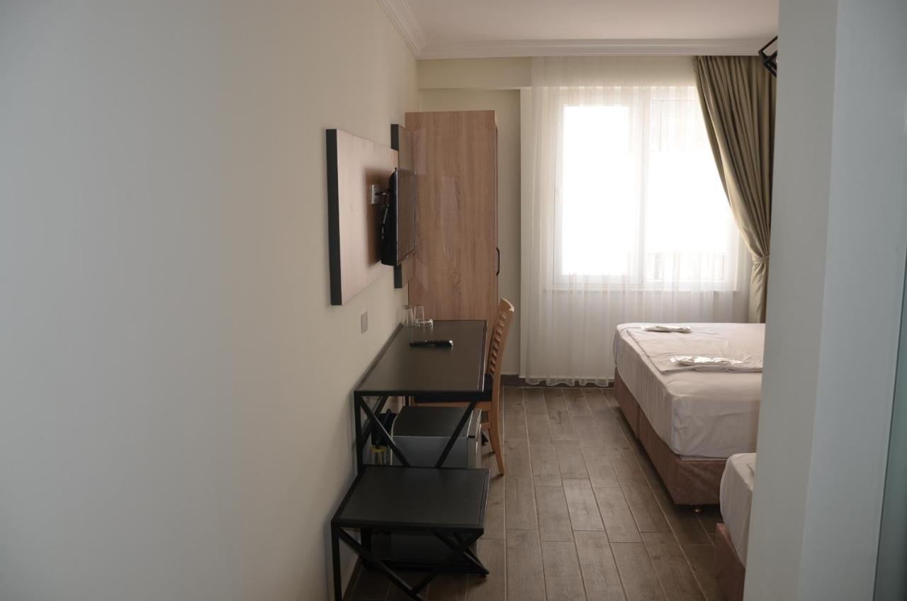 Otel Piyes *