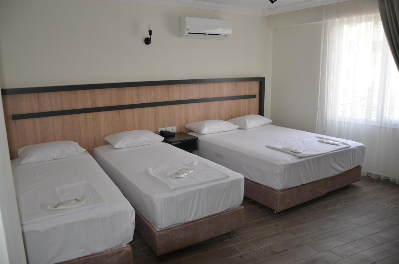 Otel Piyes *